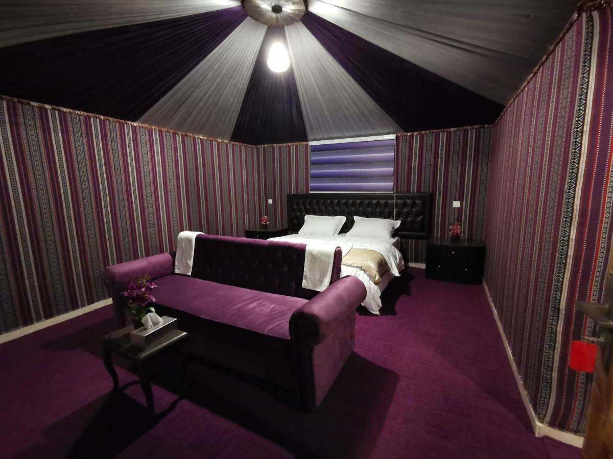 Rum Titanic Camp Wadi Rum Ngoại thất bức ảnh