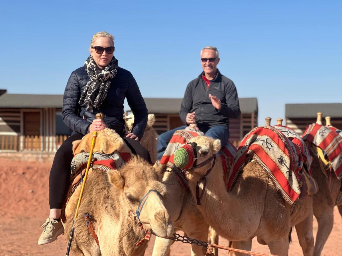 Rum Titanic Camp Wadi Rum Ngoại thất bức ảnh