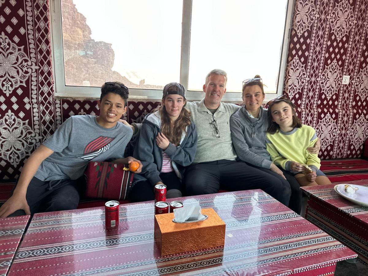 Rum Titanic Camp Wadi Rum Ngoại thất bức ảnh